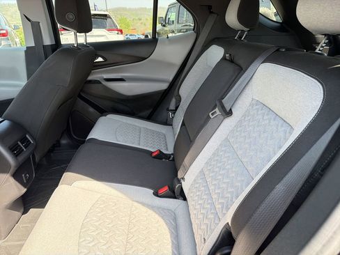 Used 2024 Chevrolet Equinox LS w/ LS Convenience Package AWD/4WD image 13