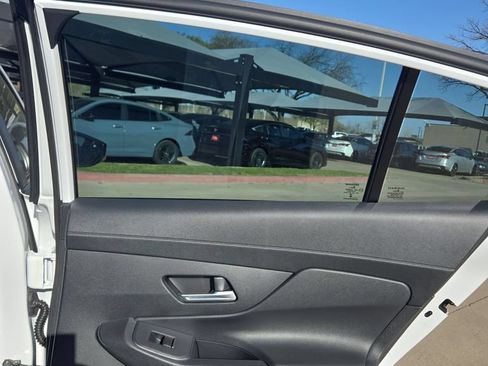 New 2026 Nissan Sentra SV w/ SV Convenience Package FWD image 11