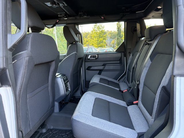 Used 2025 Ford Bronco Big Bend AWD/4WD image 13