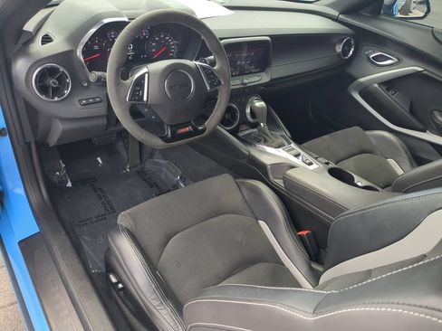 Used 2023 Chevrolet Camaro SS RWD image 12