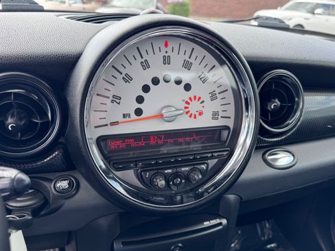 Used 2011 MINI Cooper S FWD image 23