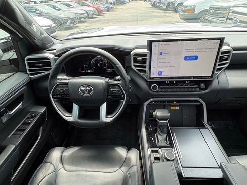 Used 2024 Toyota Tundra Platinum AWD/4WD image 16