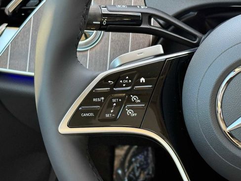 Certified 2025 Mercedes-Benz E 350 4MATIC Sedan image 23