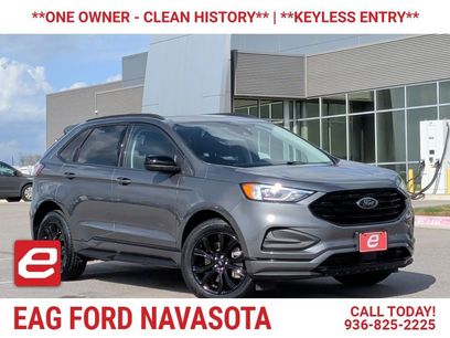 Used 2022 Ford Edge SE w/ Black Appearance Package