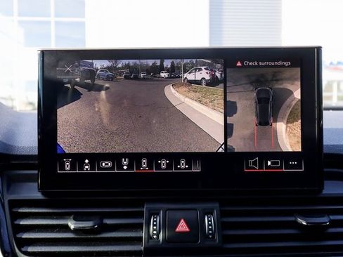 Used 2022 Audi SQ5 Premium Plus w/ Premium Plus Package image 12