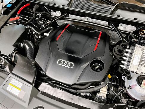 Used 2023 Audi SQ5 Prestige w/ Prestige Package AWD/4WD image 30
