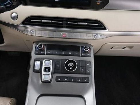 Used 2020 Hyundai Palisade Limited FWD image 15