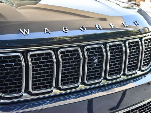 Used 2022 Jeep Wagoneer Series I w/ Convenience Group I AWD/4WD image 9