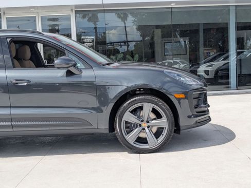 New 2026 Porsche Macan AWD/4WD image 11