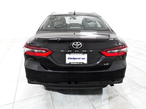 Used 2022 Toyota Camry LE FWD image 6