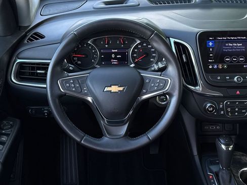 Used 2020 Chevrolet Equinox LT w/ Sport Edition image 16