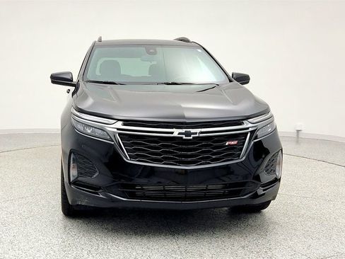 Used 2022 Chevrolet Equinox RS w/ LPO, Floor Liner Package image 2