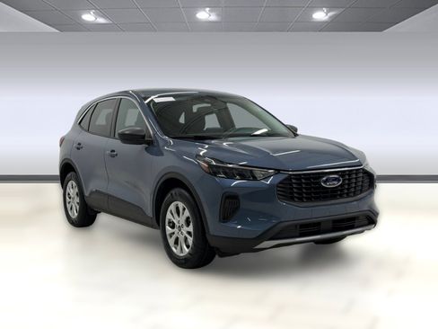 Certified 2024 Ford Escape Active AWD/4WD image 6