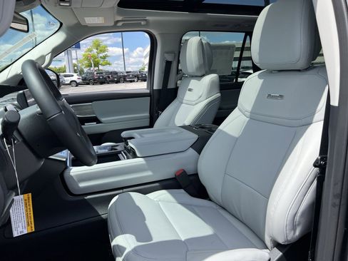 New 2026 Ford Expedition Max Platinum AWD/4WD image 13