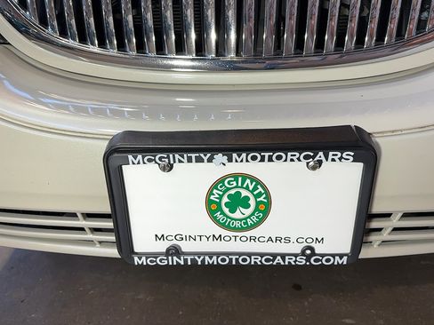Used 2007 Lincoln Town Car Signature RWD image 94
