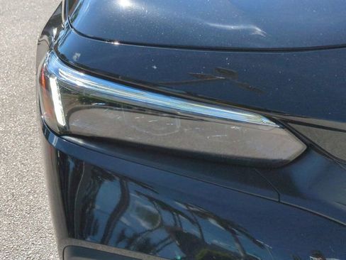 Used 2024 Honda Civic Touring image 9