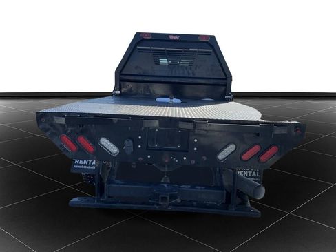 Used 2024 Chevrolet Silverado 2500 LT w/ Convenience Package image 4