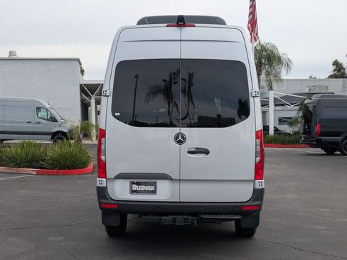 New 2024 Mercedes-Benz Sprinter 2500 image 3