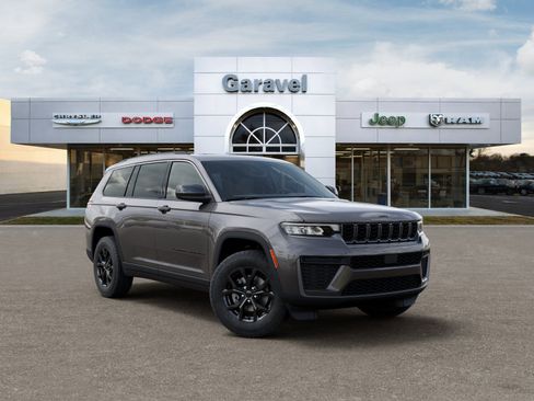 New 2026 Jeep Grand Cherokee L 4WD image 5