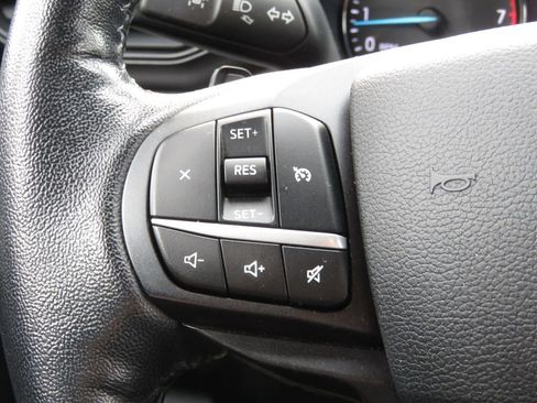 Used 2020 Ford Explorer XLT AWD/4WD image 24