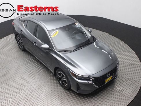 Used 2024 Nissan Sentra SV image 3