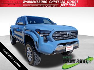 Used 2026 Toyota Tacoma Limited AWD/4WD 360° Tour