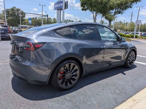 Used 2022 Tesla Model Y Performance AWD/4WD image 6