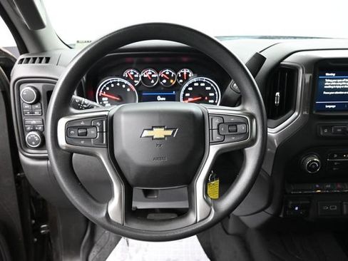 Used 2021 Chevrolet Silverado 1500 Custom w/ Safety Confidence Package AWD/4WD image 13