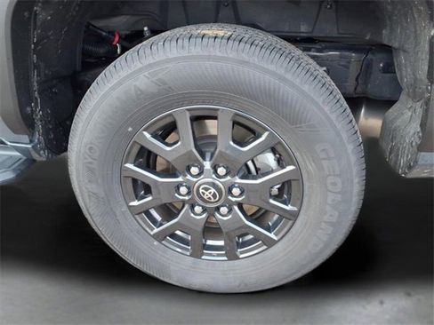 Used 2025 Toyota 4Runner SR5 image 24