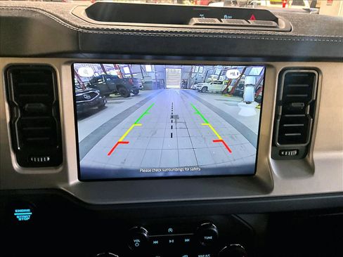 Used 2025 Ford Bronco Outer Banks image 19