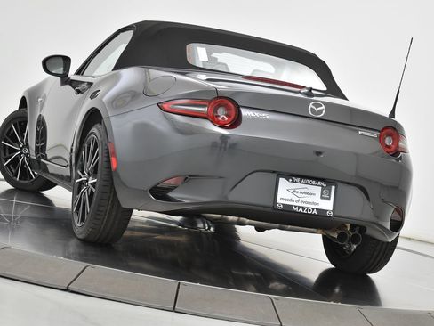 New 2026 MAZDA MX-5 Miata Grand Touring w/ Weather Package RWD image 9