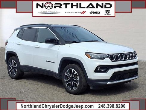 Certified 2024 Jeep Compass Limited AWD/4WD image 1