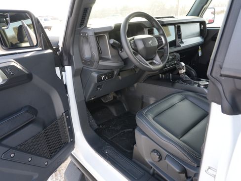 New 2025 Ford Bronco Badlands w/ Sasquatch Package image 16