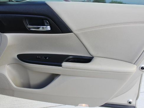 Used 2015 Honda Accord EX-L image 20