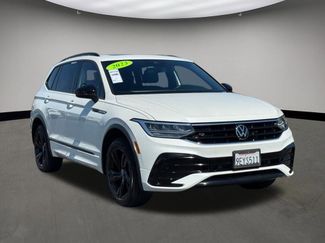 Used 2023 Volkswagen Tiguan SE R-Line video 1