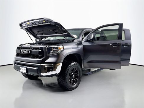 Used 2017 Toyota Tundra SR5 image 20