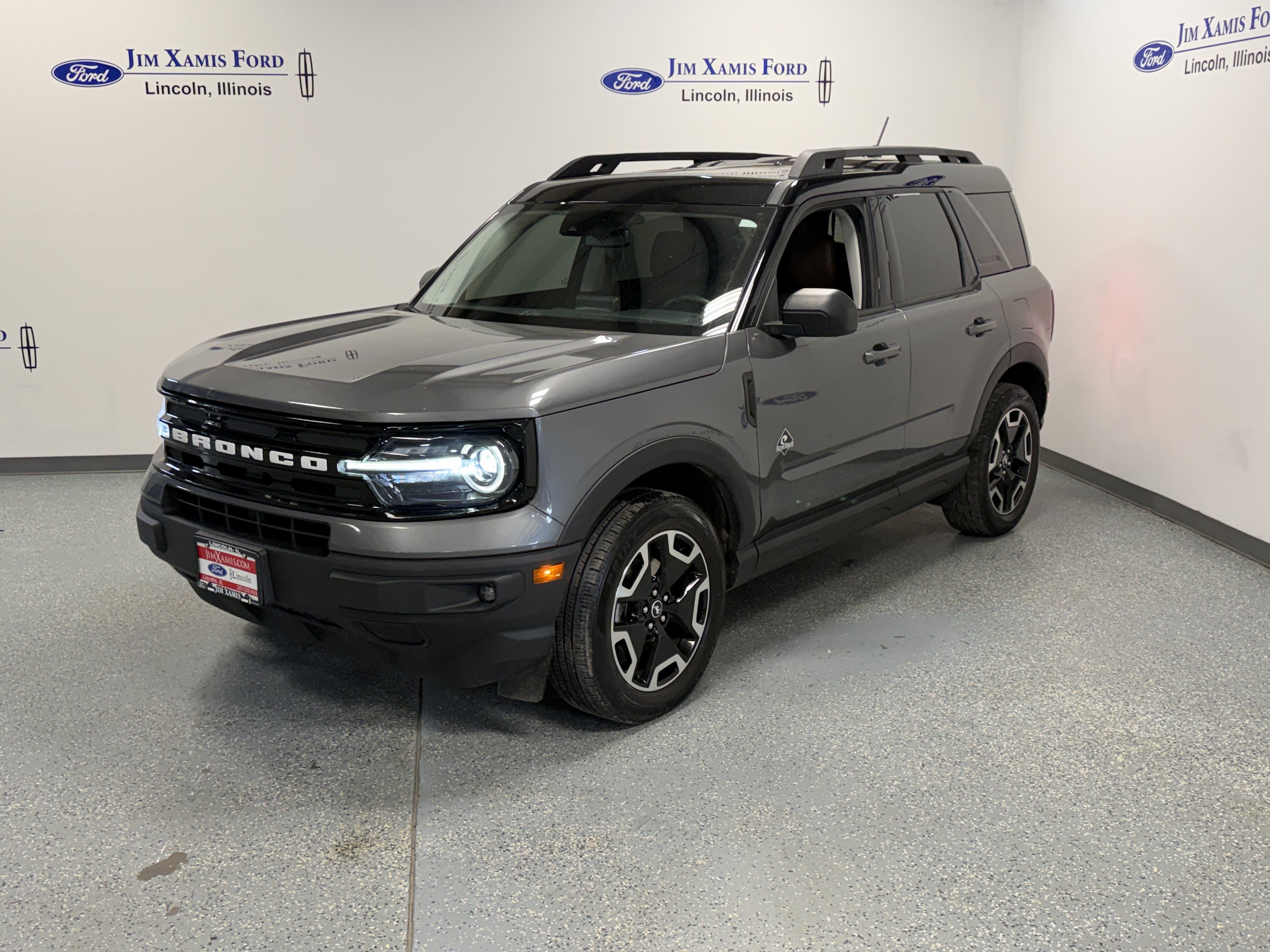 Used 2022 Ford Bronco Sport Outer Banks w/ Tech Package AWD/4WD image 3