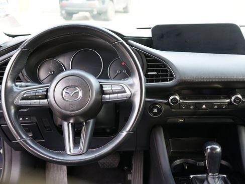 Used 2020 MAZDA MAZDA3 AWD Sedan w/ Preferred Package image 20