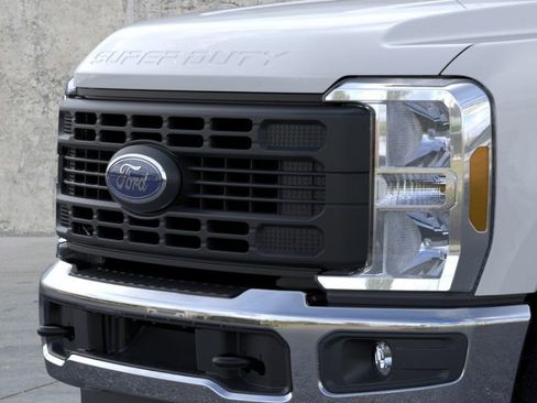 New 2026 Ford F250 XL AWD/4WD image 17