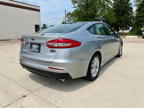 Used 2020 Ford Fusion SE FWD image 7