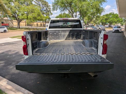 Used 2023 Chevrolet Silverado 2500 W/T w/ WT Fleet Convenience Package image 9