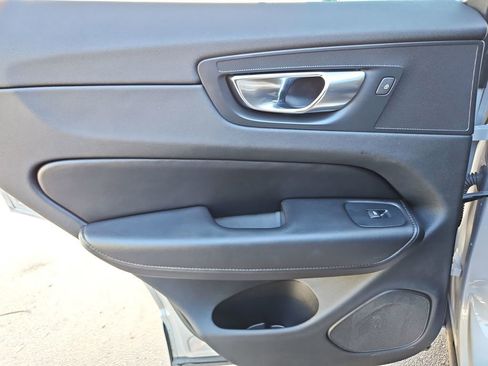 Used 2023 Volvo XC60 B5 Plus w/ Climate Package image 29