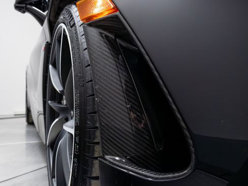 Used 2019 McLaren 720S Luxury image 41