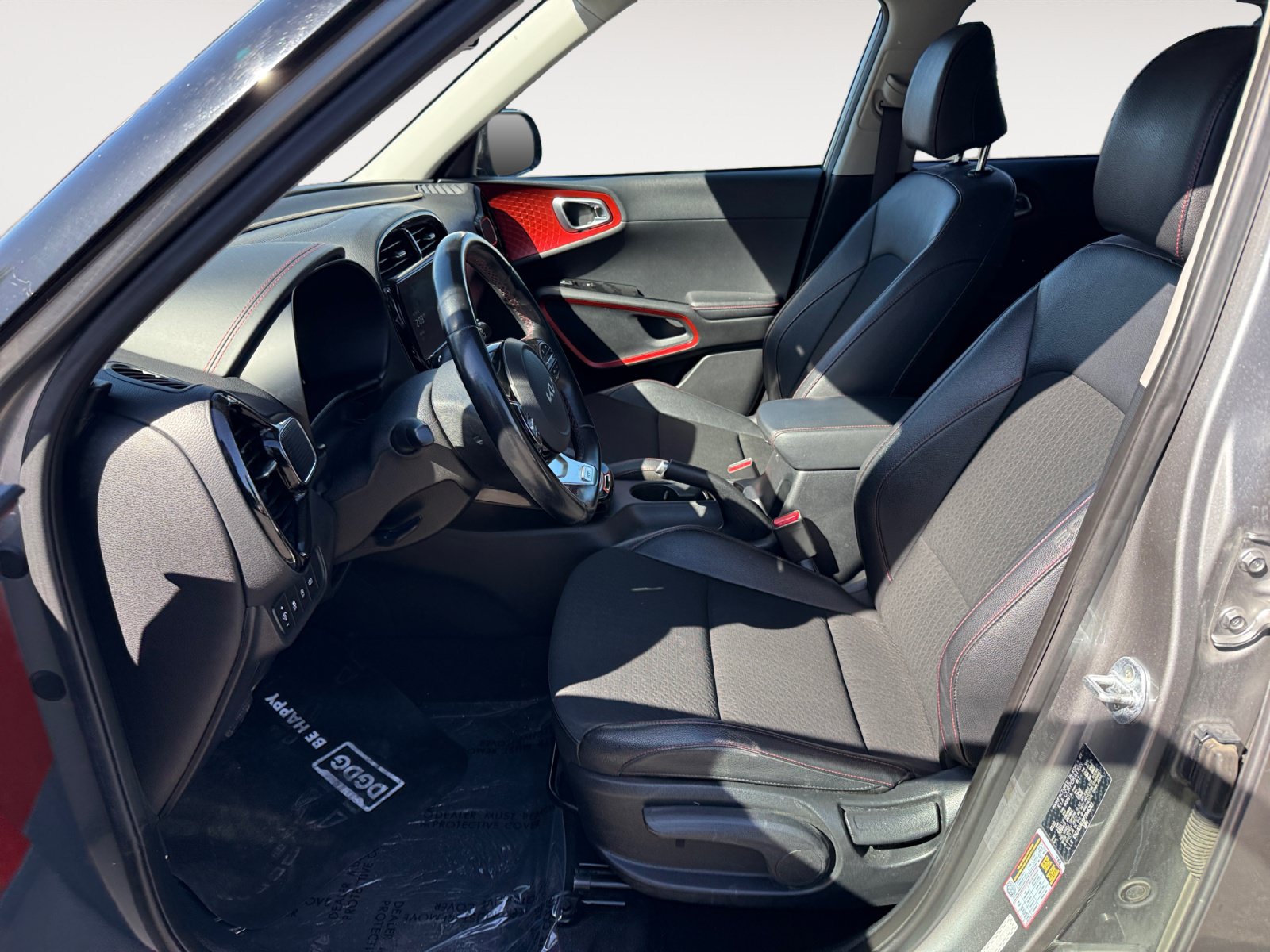 Used 2023 Kia Soul GT-Line FWD image 10