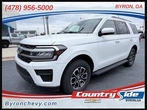 Used 2024 Ford Expedition XLT AWD/4WD image 1