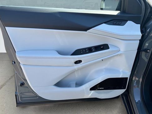 New 2026 Jeep Cherokee Overland AWD/4WD image 21