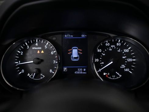 Used 2019 Nissan Rogue SV FWD image 26