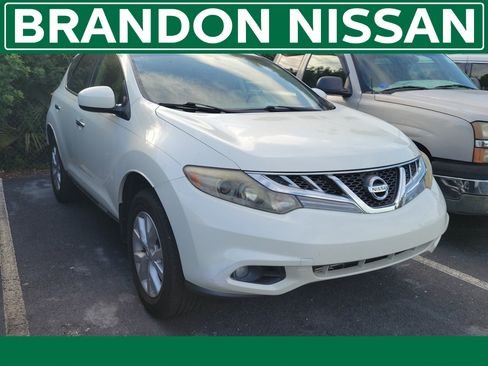 Used 2013 Nissan Murano SV FWD image 1