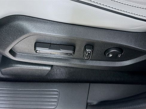 Certified 2023 Honda Pilot Elite image 24