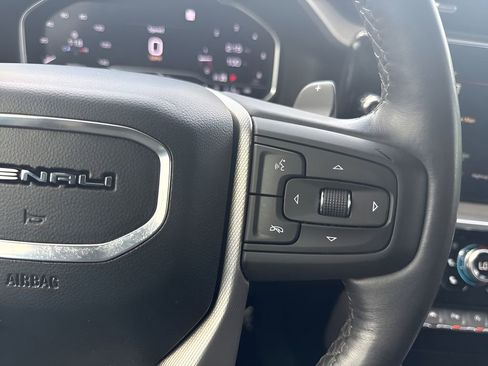 Used 2023 GMC Sierra 1500 Denali w/ Denali Reserve Package AWD/4WD image 18